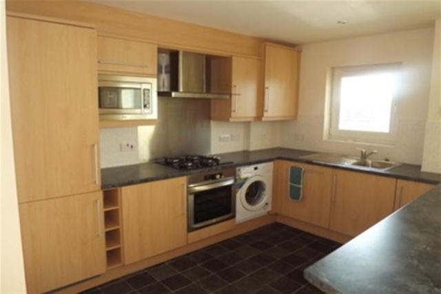  Image of 2 bedroom Flat to rent in Hawk Brae Livingston EH54 at Livingston West Lothian West Lothian, EH54 6GJ