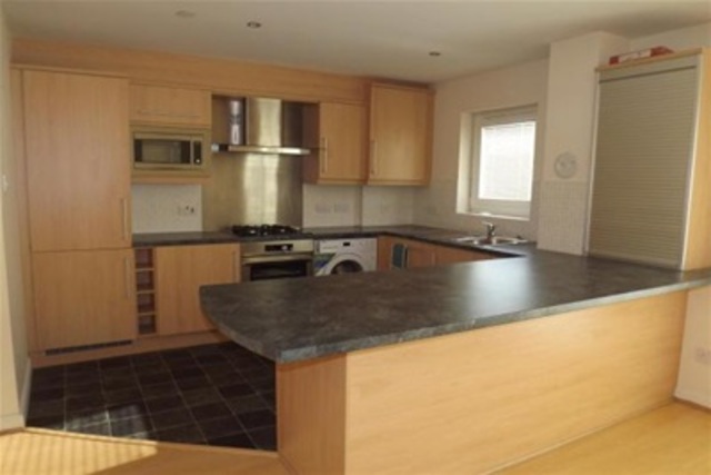  Image of 2 bedroom Flat to rent in Hawk Brae Livingston EH54 at Livingston West Lothian West Lothian, EH54 6GJ
