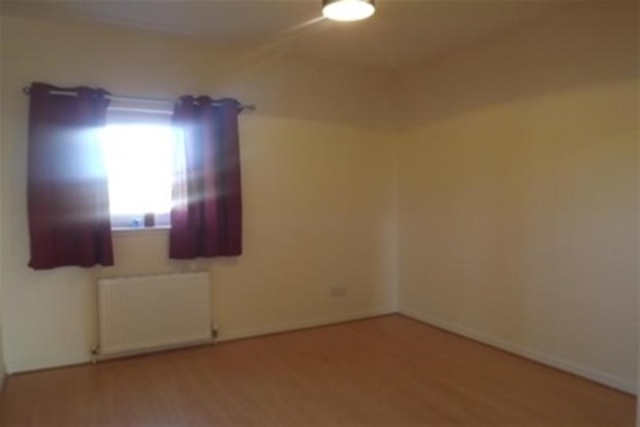  Image of 2 bedroom Flat to rent in Hawk Brae Livingston EH54 at Livingston West Lothian West Lothian, EH54 6GJ