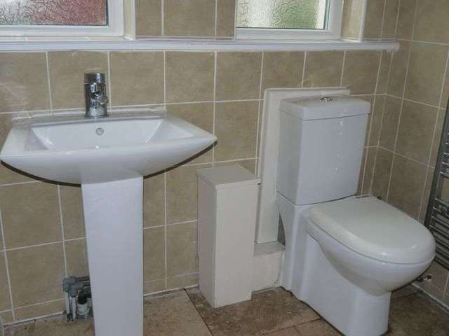  Image of 3 bedroom Detached house to rent in Haworth Road Bradford BD9 at Haworth Road  Bradford, BD9 6NX
