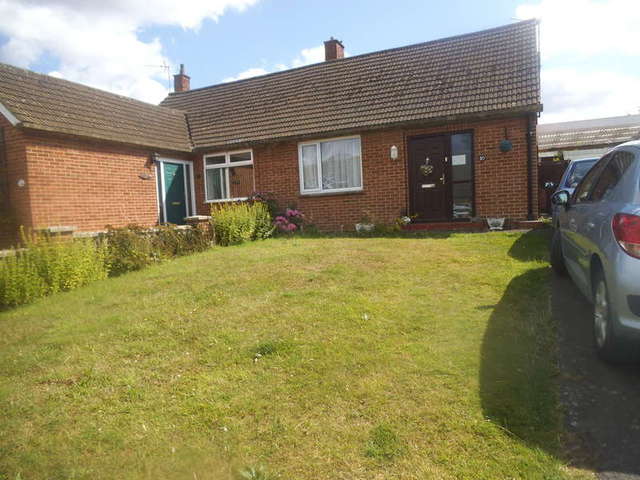  Image of 2 bedroom Detached house to rent in Hereford Lawns Swindon SN3 at Lawn Swindon, SN3 1LB