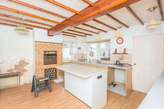  Image of 3 bedroom Detached house for sale in High Street South Elmsall Pontefract WF9 at High Street South Elmsall Pontefract, WF9 2SJ