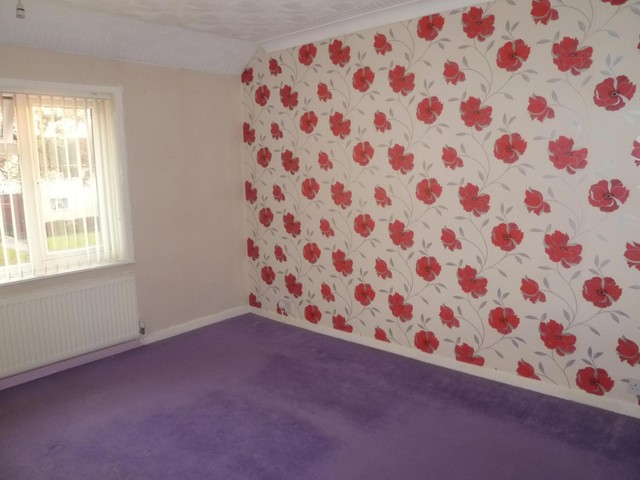  Image of 3 bedroom Terraced house to rent in Highclere Avenue Havant PO9 at Havant, PO9 4RB