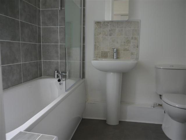  Image of 1 bedroom Terraced house to rent in Highfield Street Pudsey LS28 at Pudsey Leeds Pudsey, LS28 7JX