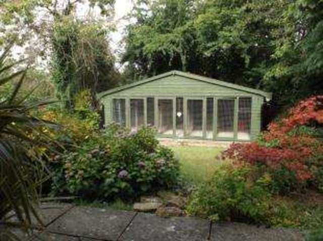 Image of 3 bedroom Detached house for sale in Highlow Close Chesterfield S40 at Chesterfield Derbyshire Chesterfield, S40 4PG