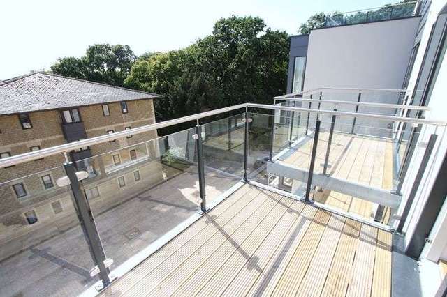 Image of 1 bedroom Flat to rent in Hill Road Clevedon BS21 at Hill Road  Clevedon, BS21 7PH