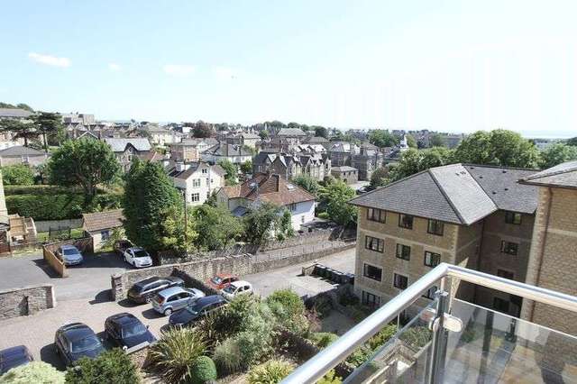  Image of 1 bedroom Flat to rent in Hill Road Clevedon BS21 at Hill Road  Clevedon, BS21 7PH