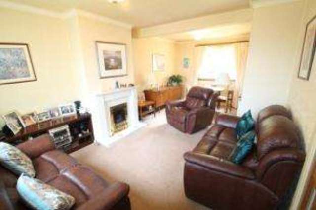  Image of 2 bedroom Terraced house for sale in Hillside Quadrant Glasgow G43 at Mansewood Glasgow Pollokshaws, G43 1EW