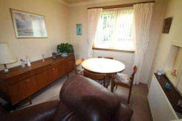  Image of 2 bedroom Terraced house for sale in Hillside Quadrant Glasgow G43 at Mansewood Glasgow Pollokshaws, G43 1EW
