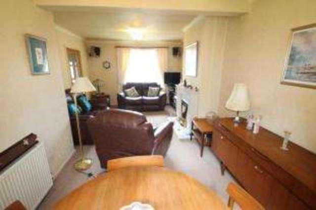  Image of 2 bedroom Terraced house for sale in Hillside Quadrant Glasgow G43 at Mansewood Glasgow Pollokshaws, G43 1EW