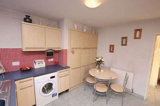  Image of 4 bedroom Semi-Detached house for sale in Hillson Drive Fareham PO15 at Hillson Drive  Fareham, PO15 6NL