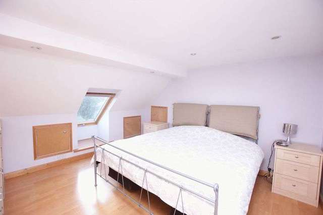  Image of 4 bedroom Semi-Detached house for sale in Hillson Drive Fareham PO15 at Hillson Drive  Fareham, PO15 6NL