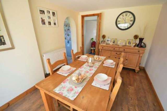  Image of 3 bedroom Detached house for sale in Hilton Close Long Eaton Nottingham NG10 at Hilton Close  Sawley, NG10 3DF
