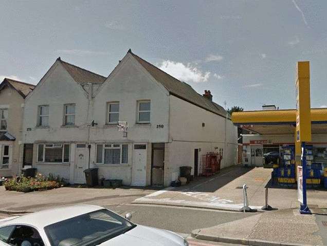  Image of 2 bedroom Flat for sale in Hook Road Chessington KT9 at Hook Road  Chessington, KT9 1PF
