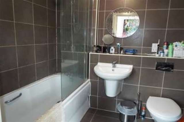  Image of 1 bedroom Flat to rent in Billet Lane Hornchurch RM11 at Hornchurch, RM11 1XP
