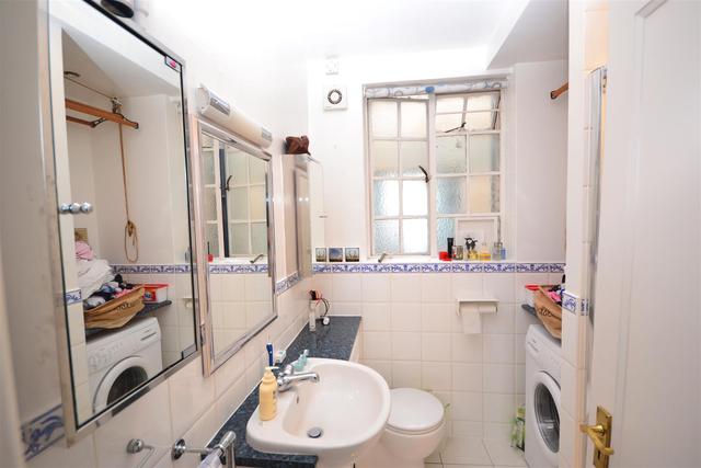  Image of 1 bedroom Property to rent in Gloucester Place London NW1 at Gloucester Place  Marylebone, NW1 6BT