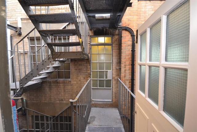  Image of 1 bedroom Property to rent in Gloucester Place London NW1 at Gloucester Place  Marylebone, NW1 6BT