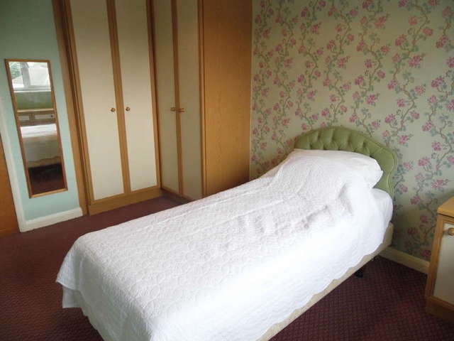  Image of 3 bedroom Terraced house for sale in Kendal Parks Road Kendal LA9 at Kendal Cumbria, LA9 7NQ