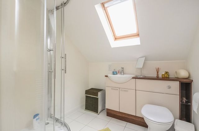  Image of 3 bedroom Semi-Detached house for sale in Kennington Road Kennington Oxford OX1 at Kennington Road Kennington Oxford, OX1 5PE