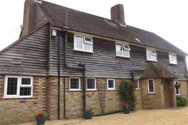  Image of 6 bedroom Detached house to rent in Kerves Lane Horsham RH13 at Horsham, RH13 6RJ