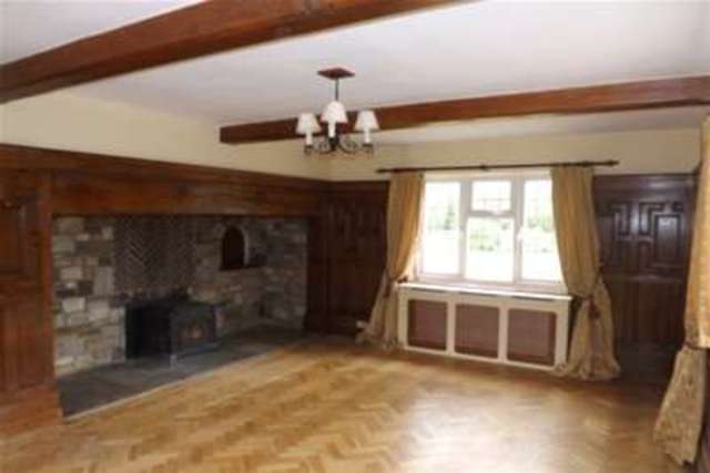  Image of 6 bedroom Detached house to rent in Kerves Lane Horsham RH13 at Horsham, RH13 6RJ