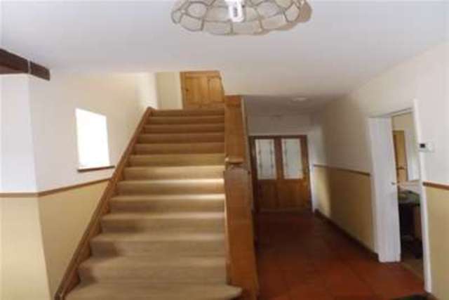  Image of 6 bedroom Detached house to rent in Kerves Lane Horsham RH13 at Horsham, RH13 6RJ