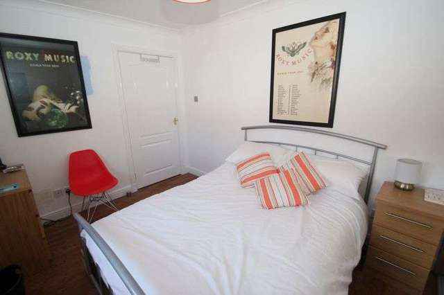  Image of 3 bedroom Detached house for sale in King O