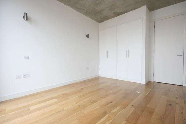  Image of 1 bedroom Flat to rent in Kingsland Road London E2 at London  Haggerston, E2 8DL