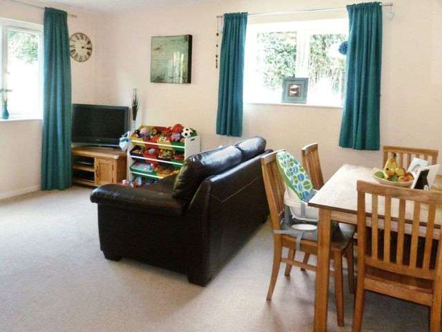  Image of 3 bedroom Semi-Detached house for sale in Longfield Avenue Kingsteignton Newton Abbot TQ12 at Longfield Avenue Kingsteignton Newton Abbot, TQ12 3RA