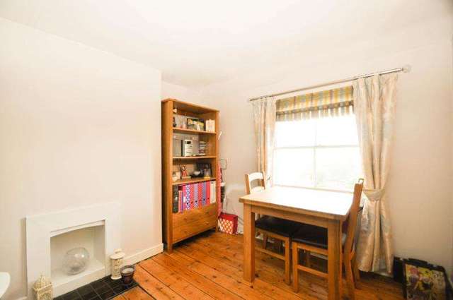  Image of 1 bedroom Flat to rent in Kingston Road London SW19 at London  Wimbledon, SW19 3NW