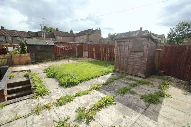  Image of 3 bedroom Terraced house for sale in Kirk Wynd Clackmannan FK10 at Kirk Wynd  Clackmannan, FK10 4JF