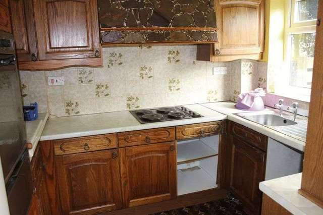  Image of 3 bedroom Semi-Detached house for sale in Kirkstall Avenue Heywood OL10 at Kirkstall Avenue  Heywood, OL10 4UT