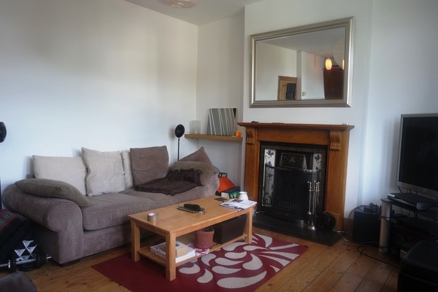  Image of 2 bedroom Flat to rent in Knollys Road London SW16 at Knollys Road Streatham London, SW16 2JX