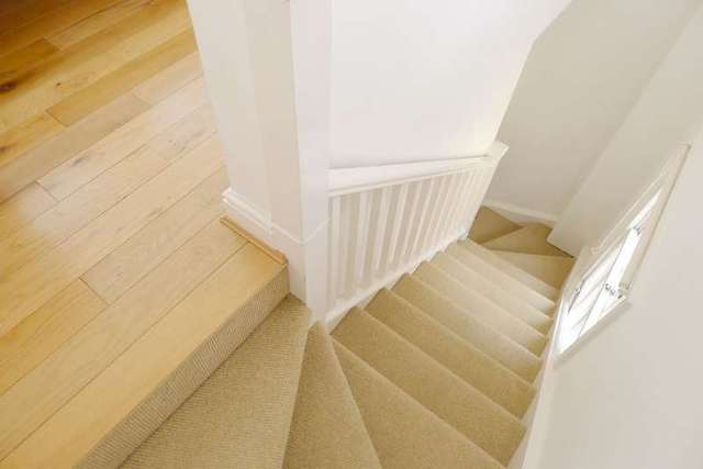  Image of 3 bedroom Detached house to rent in Lamb