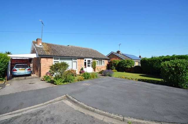 Image of 3 bedroom Detached house for sale in Landseer Close Hillmorton Rugby CV21 at Landseer Close  Rugby, CV21 4DE