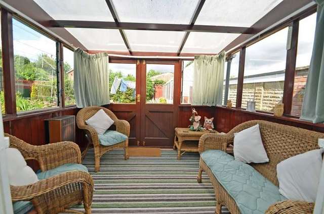  Image of 3 bedroom Detached house for sale in Landseer Close Hillmorton Rugby CV21 at Landseer Close  Rugby, CV21 4DE