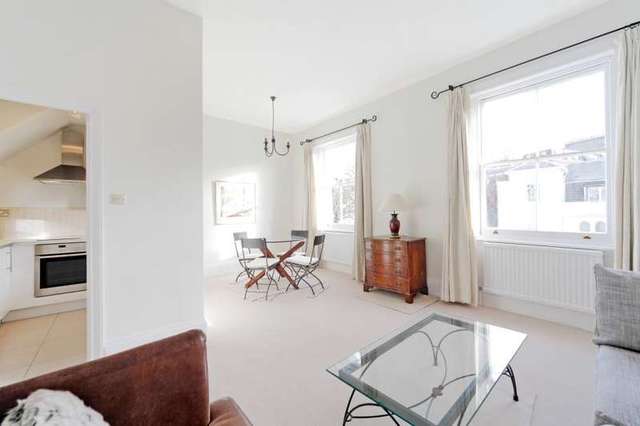 Image of 1 bedroom Flat to rent in Lansdowne Crescent London W11 at Lansdowne Crescent  London, W11 2NS