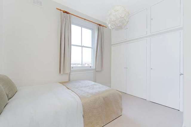  Image of 1 bedroom Flat to rent in Lansdowne Crescent London W11 at Lansdowne Crescent  London, W11 2NS