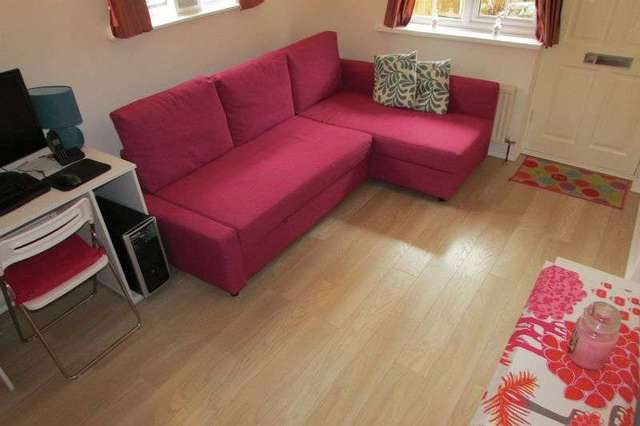  Image of 1 bedroom Terraced house to rent in Larchwood Chineham Basingstoke RG24 at Larchwood Chineham Basingstoke, RG24 8TX