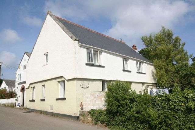  Image of 2 bedroom Property to rent in Passage Hill Mylor Falmouth TR11 at Passage Hill Mylor Falmouth, TR11 5SA