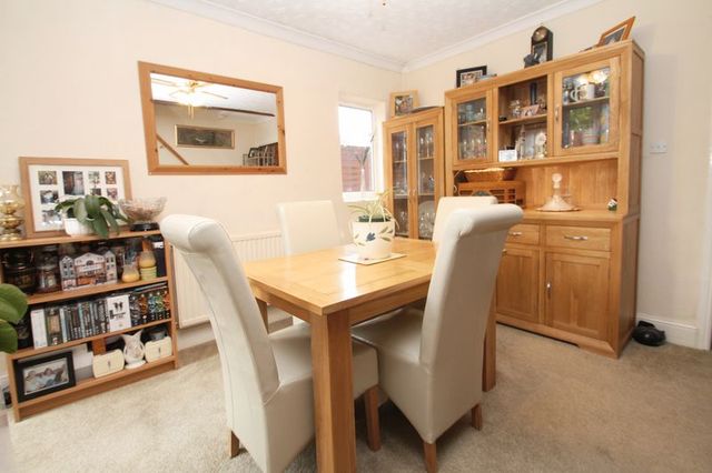  Image of 3 bedroom Detached house for sale in Lawn Lane Hemel Hempstead HP3 at Lawn Lane  Hemel Hempstead, HP3 9JF