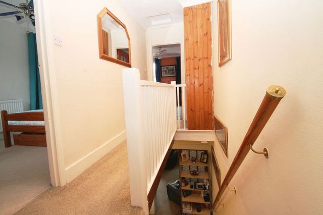  Image of 3 bedroom Detached house for sale in Lawn Lane Hemel Hempstead HP3 at Lawn Lane  Hemel Hempstead, HP3 9JF