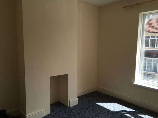  Image of 2 bedroom Terraced house to rent in Lena Street Easton Bristol BS5 at Lena Street Easton Bristol, BS5 6DB