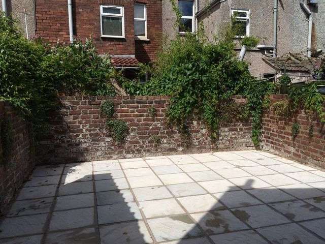 Image of 2 bedroom Terraced house to rent in Lena Street Easton Bristol BS5 at Lena Street Easton Bristol, BS5 6DB