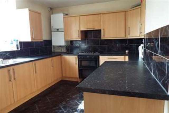  Image of 3 bedroom Detached house to rent in Leyburn Crescent Harold Hill Romford RM3 at Romford, RM3 8RT