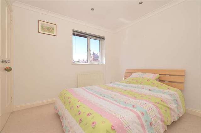  Image of 2 bedroom End of Terrace for sale in Lidiard Gardens Southsea PO4 at Southsea Hampshire Southsea, PO4 9LE