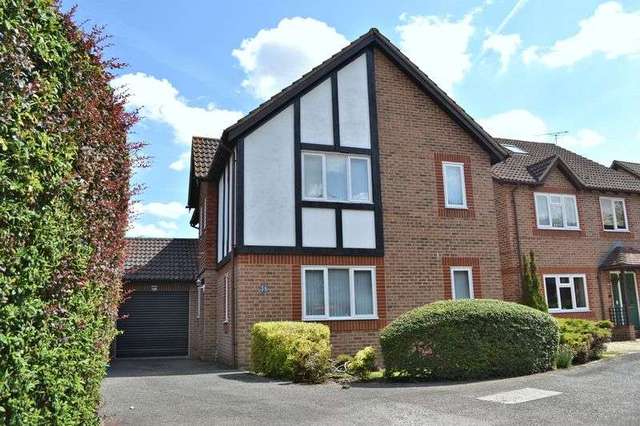  Image of 4 bedroom Detached house for sale in Limetrees Chilton Didcot OX11 at Limetrees Chilton Didcot, OX11 0HY