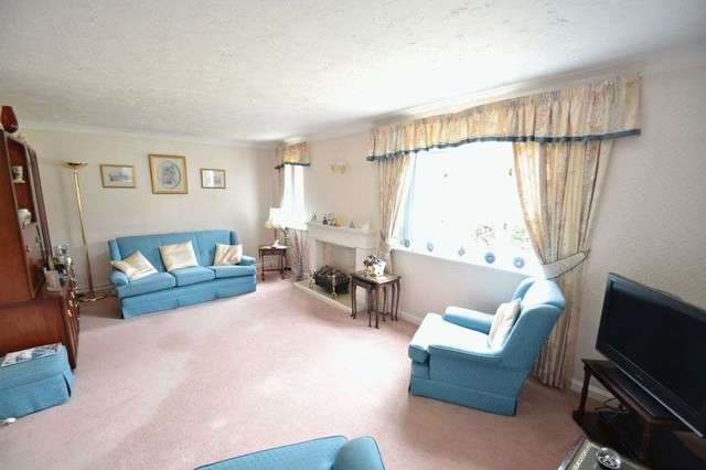  Image of 4 bedroom Detached house for sale in Limetrees Chilton Didcot OX11 at Limetrees Chilton Didcot, OX11 0HY