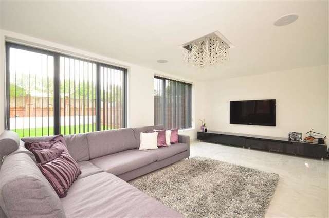  Image of 4 bedroom Detached house for sale in London Road Ashington Pulborough RH20 at Ashington West Sussex Ashington, RH20 3JS