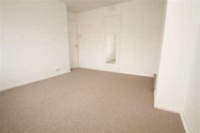  Image of 3 bedroom Detached house to rent in Longbridge Way London SE13 at London, SE13 6PW